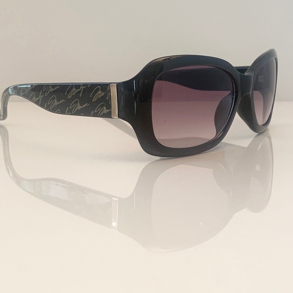 Marilyn Monroe Accessories - Marilyn Monroe